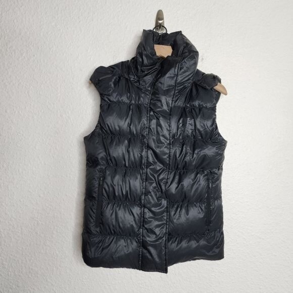 Nike Sportswear Down Fill Hooded Vest in Black Women's Size Small #809549 - Picture 1 of 8